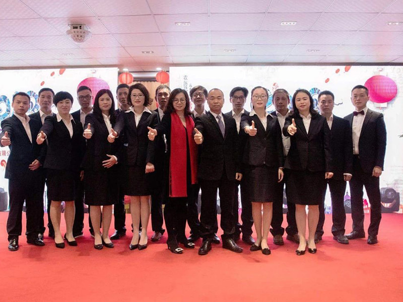 På den solfylte veien, forfølge drømmene dine --- Zhejiang Jufeng Stamping Technology Co., Ltd.s takkefest for slutten av året 2018 ble holdt storartet